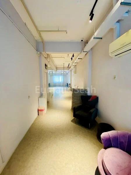 Office for Rent: South Bridge Road - Image 3
