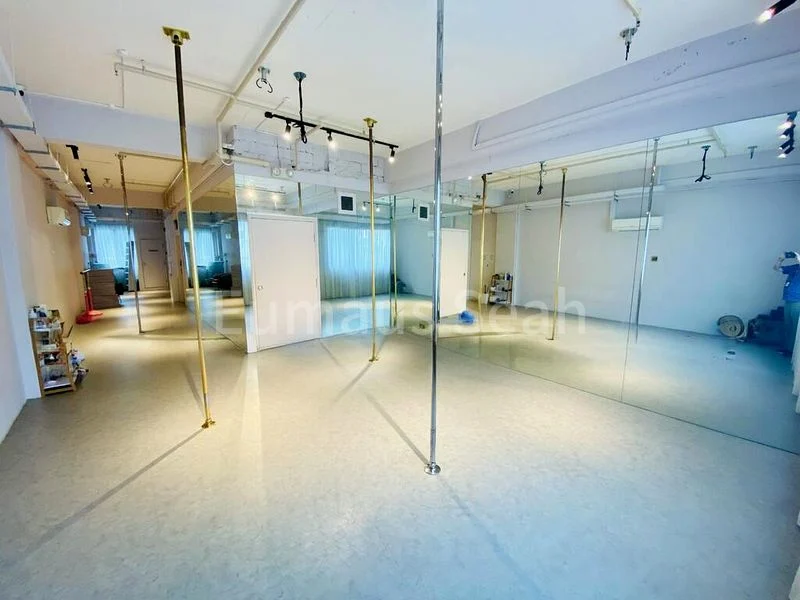 Office for Rent: South Bridge Road - Image 6