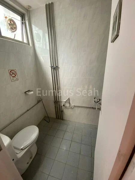 Office for Rent: South Bridge Road - Image 1