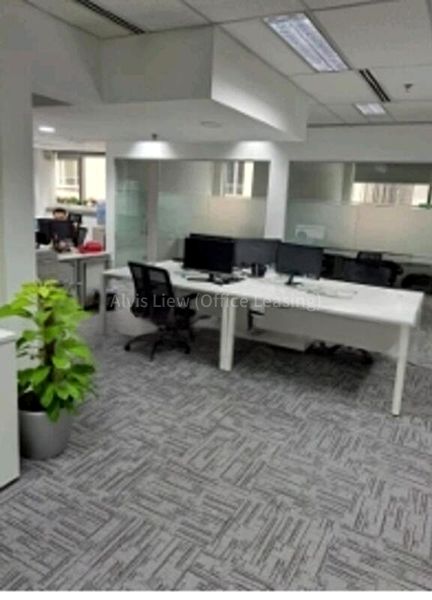 Office for Rent: 112 Robinson - Image 1