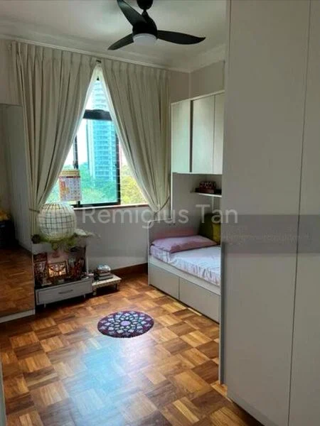 3 Bed Condo for Rent in  Spring Grove - Image 3