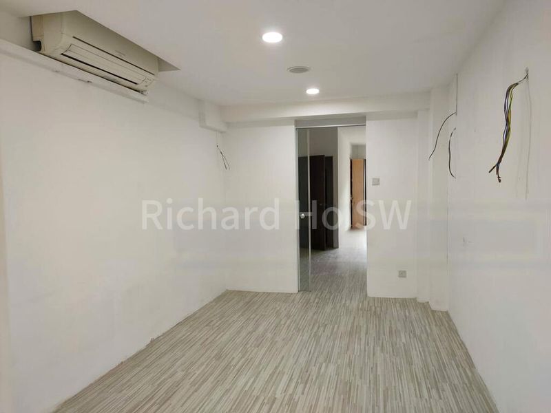Other Retail for Sale: 193 Upper Paya Lebar Road Shop - Image 4