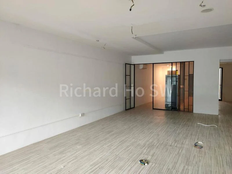 Other Retail for Sale: 193 Upper Paya Lebar Road Shop - Image 1