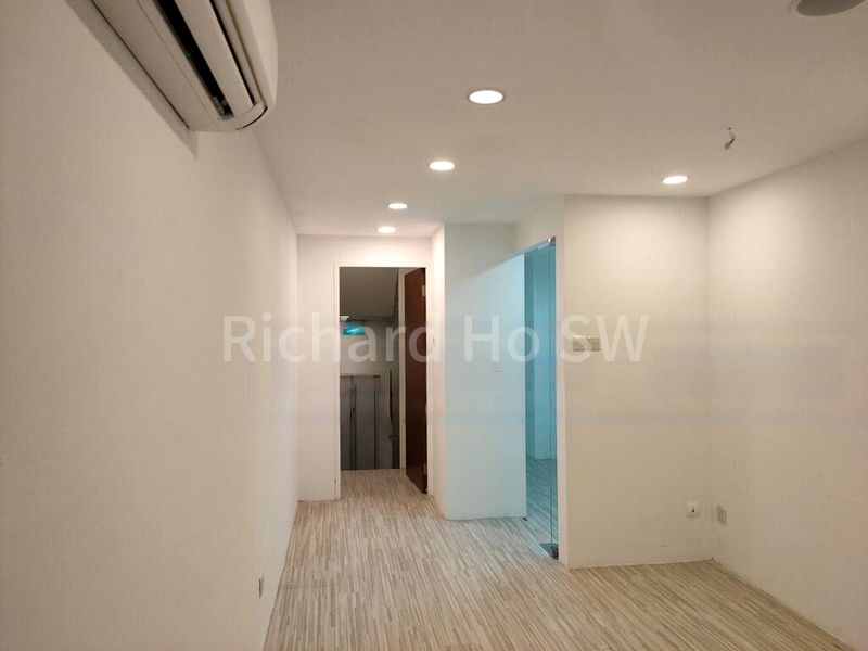 Other Retail for Sale: 193 Upper Paya Lebar Road Shop - Image 5