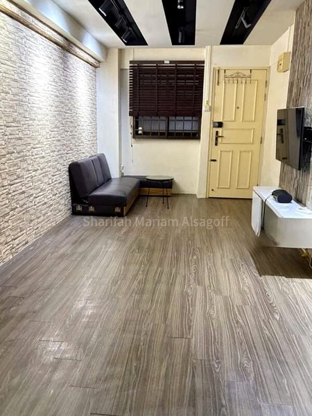 3 Room (3NG) HDB for Rent in  102 Aljunied Crescent - Image 1