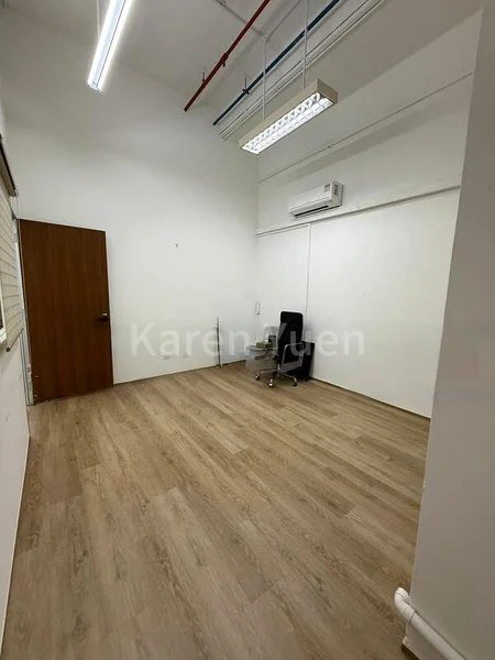 Light Industrial (B1) for Rent: Techniques Centre - Image 2