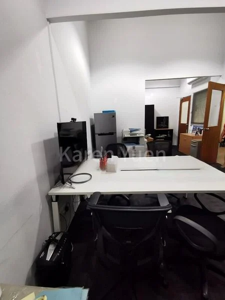 Light Industrial (B1) for Rent: Techniques Centre - Image 8