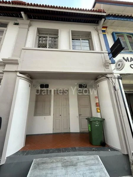 Food & Beverage for Rent: 79 Rowell Road - Image 1