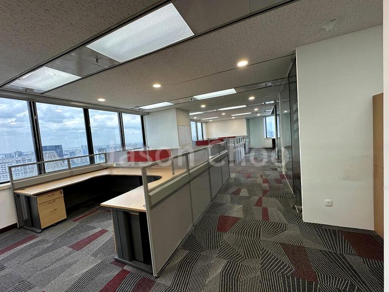Office for Rent: United Square - Image 8