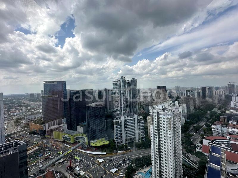 Office for Rent: United Square - Image 4