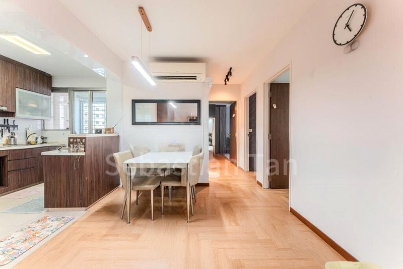 4 Room (4A) HDB for Sale in  441C Bukit Batok West Avenue 8 - Image 2