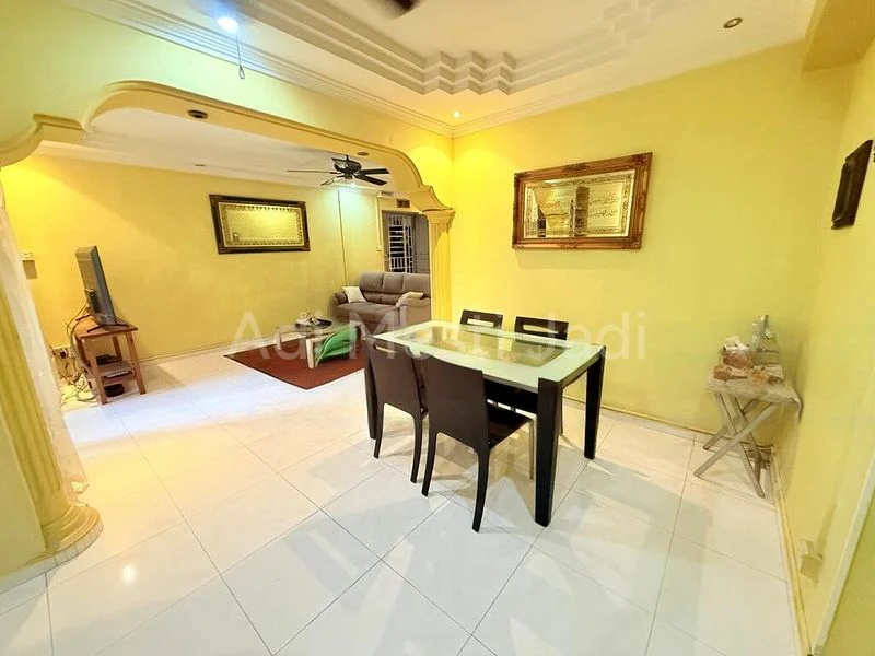 5 Room (5I) HDB for Sale in  897C Woodlands Drive 50 - Image 8