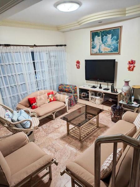 5 Bed Terraced House (Landed) for Sale in  Frankel Estate - Image 4