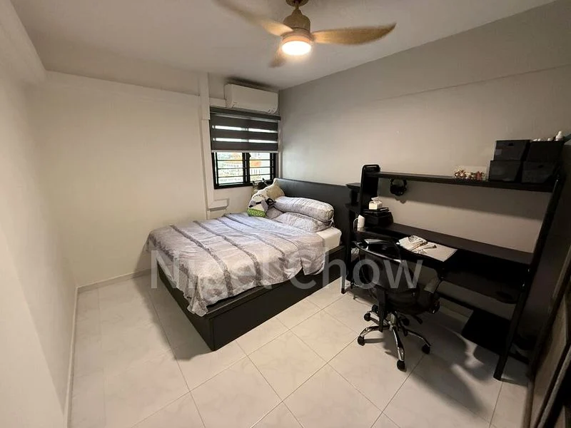 5 Room (5I) HDB for Sale in 2 Lorong Lew Lian - Image 2