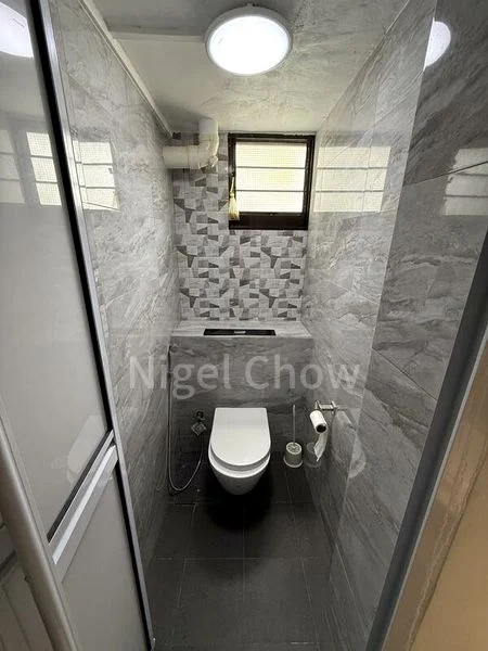 5 Room (5I) HDB for Sale in 2 Lorong Lew Lian - Image 8