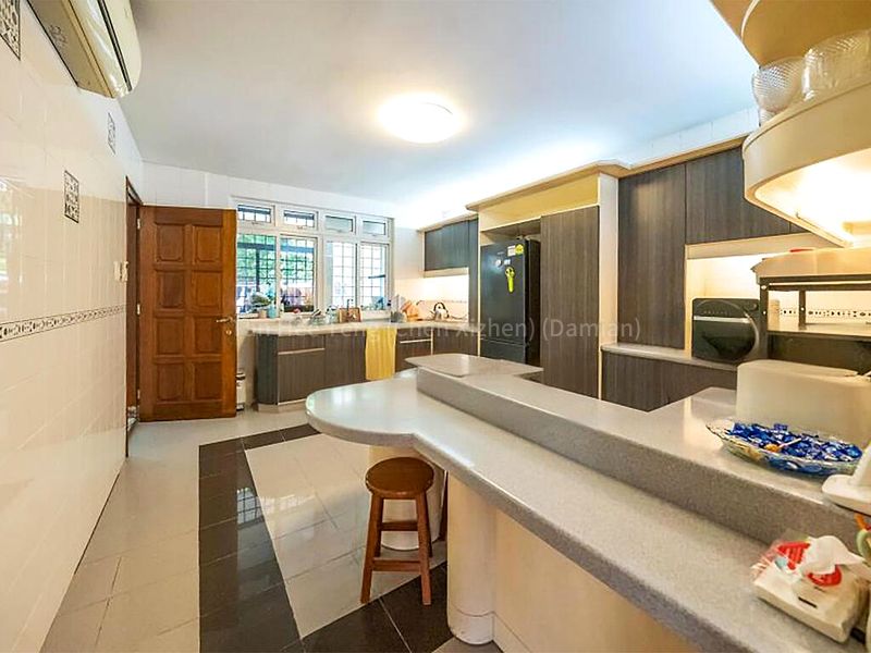 4 Bed Semi-Detached House (Landed) for Sale in  Montrose Terrace - Image 9