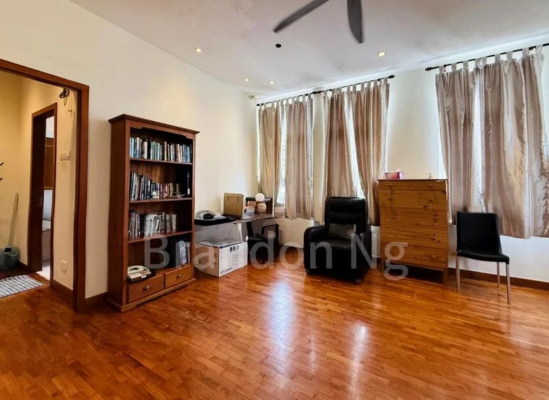 6 Bed Corner Terrace (Landed) for Sale in Thomson Garden Estate - Image 2