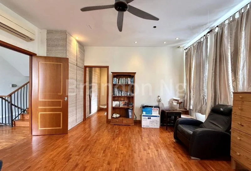 6 Bed Corner Terrace (Landed) for Sale in Thomson Garden Estate - Image 4