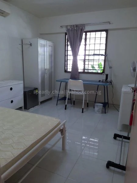 Common Room (HDB) for Rent in  434 Clementi Avenue 3 - Image 1