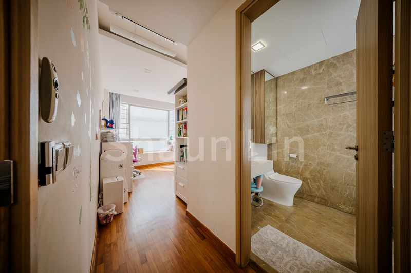 4 Bed Condo for Sale in  Caspian - Image 13