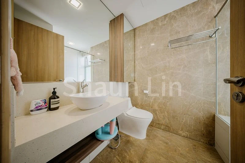 4 Bed Condo for Sale in  Caspian - Image 16