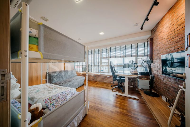 4 Bed Condo for Sale in  Caspian - Image 11