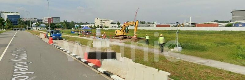 Factory / Workshop (B2) for Rent: Loyang Industrial Building - Image 5