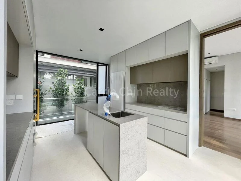 6 Bed Semi-Detached House (Landed) for Sale in  Shamrock Park - Image 10