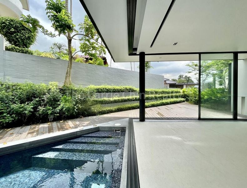 6 Bed Semi-Detached House (Landed) for Sale in  Shamrock Park - Image 1