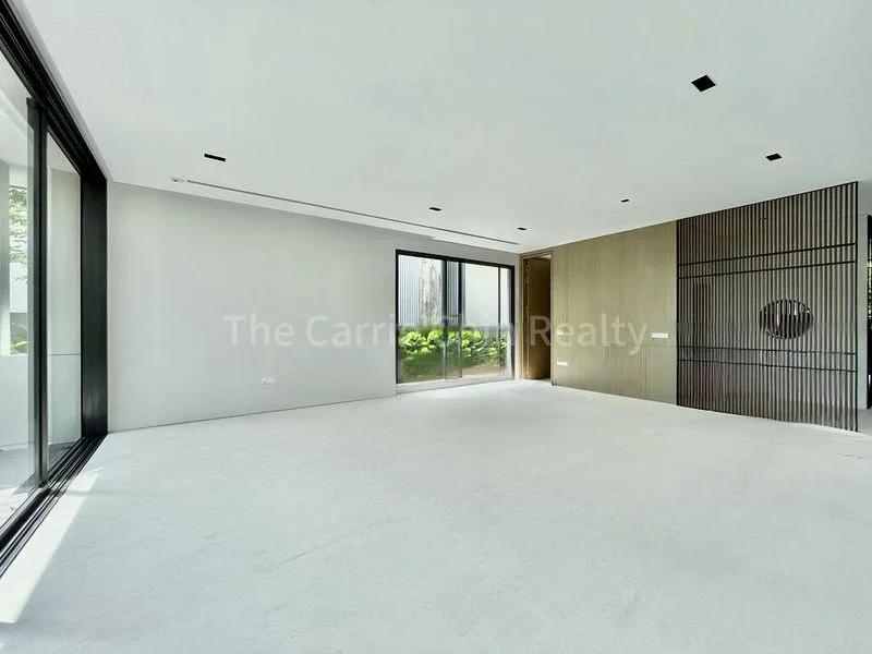 6 Bed Semi-Detached House (Landed) for Sale in  Shamrock Park - Image 12