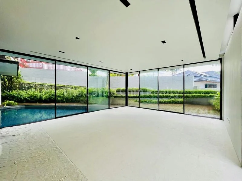 6 Bed Semi-Detached House (Landed) for Sale in  Shamrock Park - Image 5