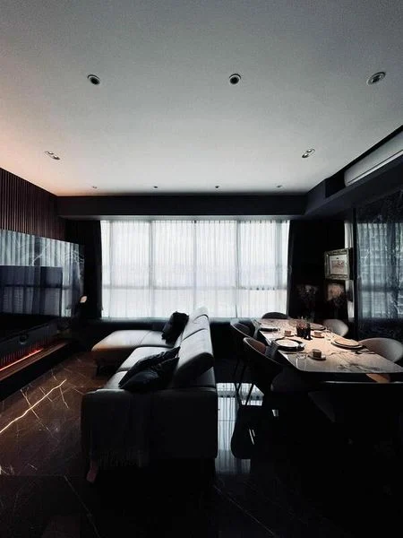 2 Bed Condo for Sale in  Skyline Residences - Image 7