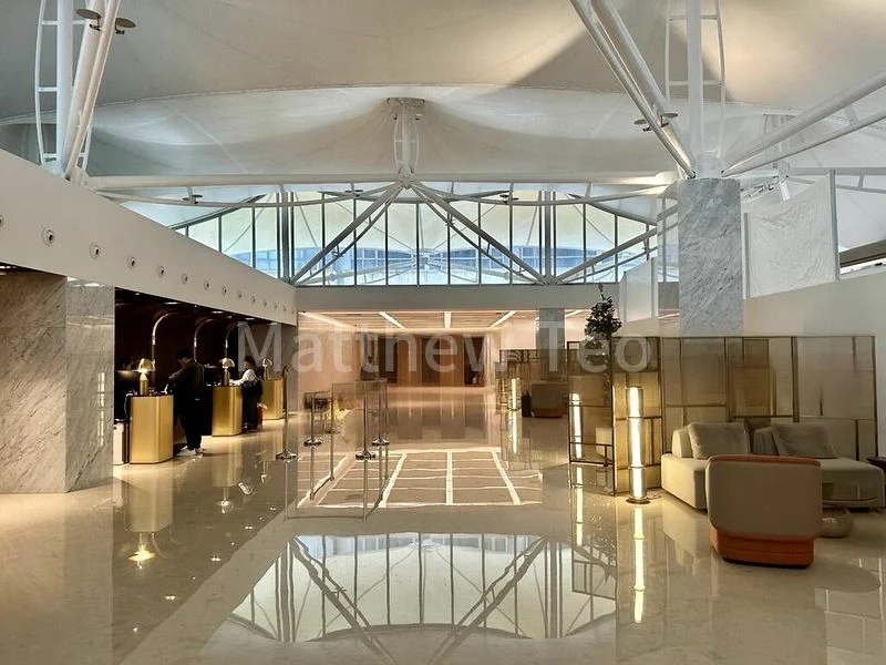 Shop / Shophouse for Rent: Peninsula Shopping Centre - Image 6