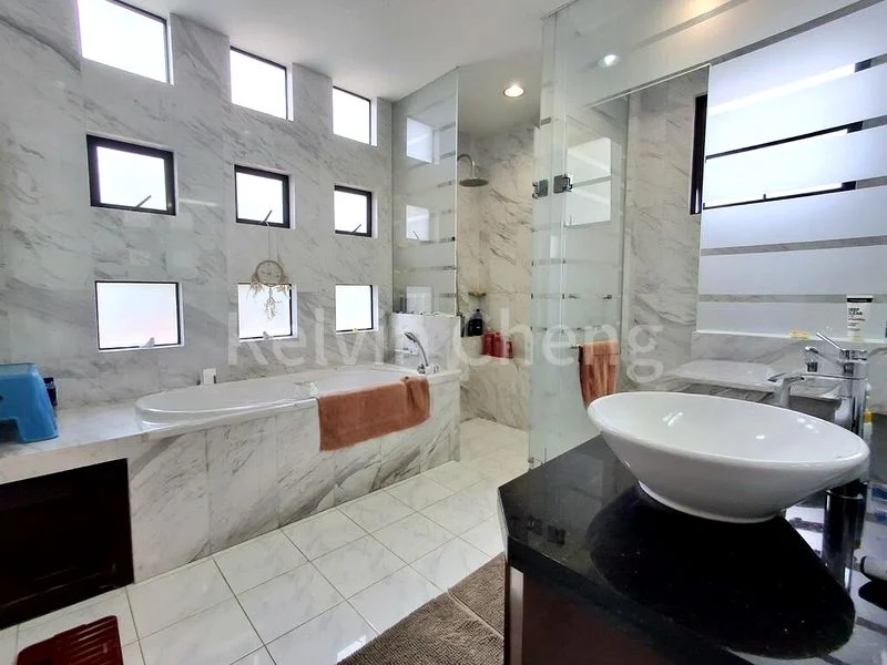 7 Bed Semi-Detached House (Landed) for Rent in  Koh Sek Lim Road - Image 3