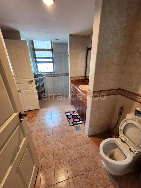 6 Bed Corner Terrace (Landed) for Sale in  Koh Sek Lim Road - Image 7