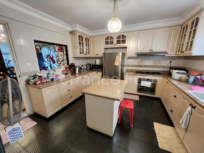 6 Bed Corner Terrace (Landed) for Sale in  Koh Sek Lim Road - Image 11