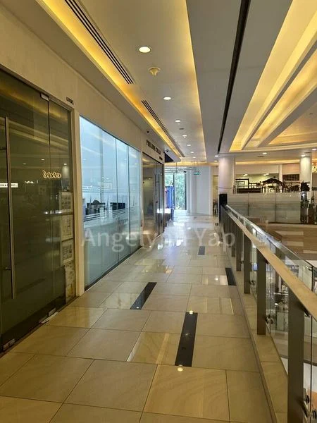 Other Retail for Sale: Alexandra Central Shop - Image 1