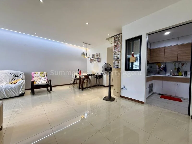 4 Bed Executive Condo for Sale in  Sea Horizon - Image 3