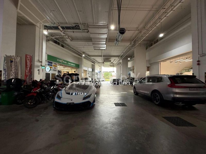 REVV: 1,200 Sq Ft Industrial Shop / Workshop For Sale on Old Kent Road, London (SE1) - Image 6