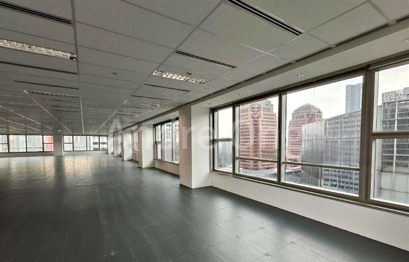 Office for Rent: The Heeren - Image 2