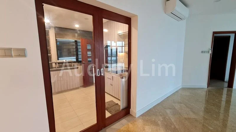 3 Bed Condo for Rent in  Parc Oasis - Image 6