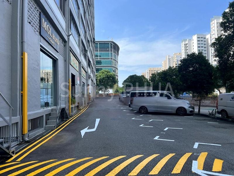 Light Industrial (B1) for Rent: Yi Guang Factory Building - Image 9