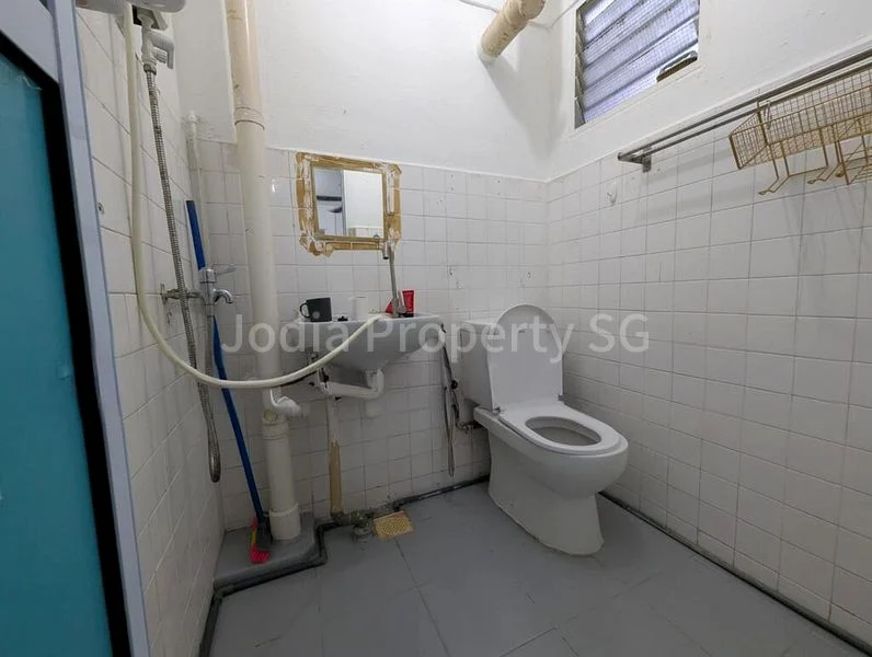 3 Room (3A) HDB for Rent in  713 Clementi West Street 2 - Image 1