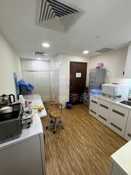 Medical Suite for Sale: East Village - Image 2