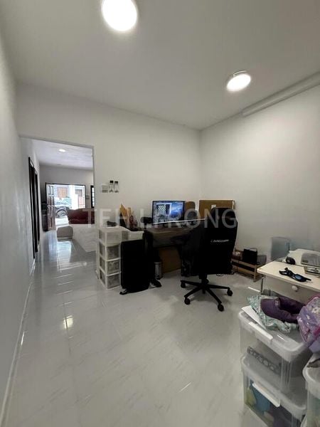 3 Bed Terraced House (Landed) for Rent in Espira Spring - Image 1