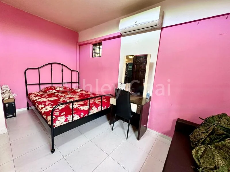 5 Room (5I) HDB for Sale in 318 Tampines Street 33 - Image 9