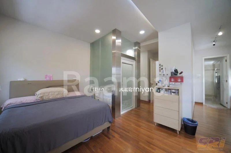 6 Bed Semi-Detached House (Landed) for Sale in  Holland Grove - Image 4