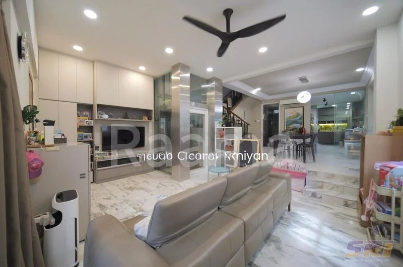 6 Bed Semi-Detached House (Landed) for Sale in  Holland Grove - Image 10