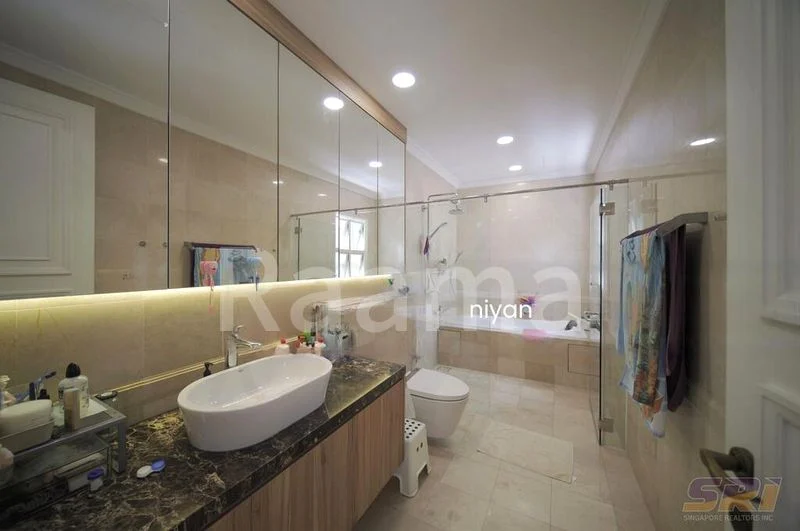 6 Bed Semi-Detached House (Landed) for Sale in  Holland Grove - Image 5