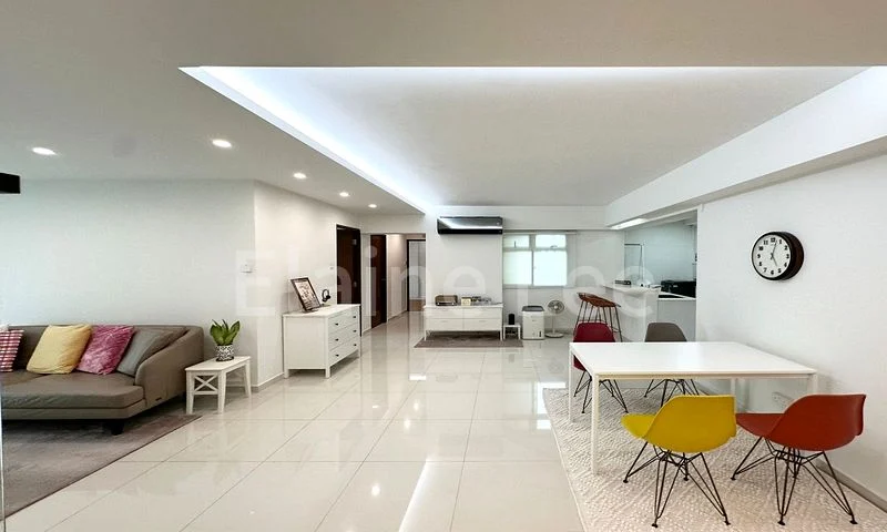 5 Room (5I) HDB for Sale in  649 Punggol Central - Image 3